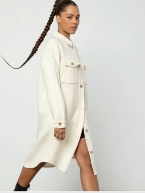 wool jacket  in Size Large Wooden Button from oak and fort Ivory